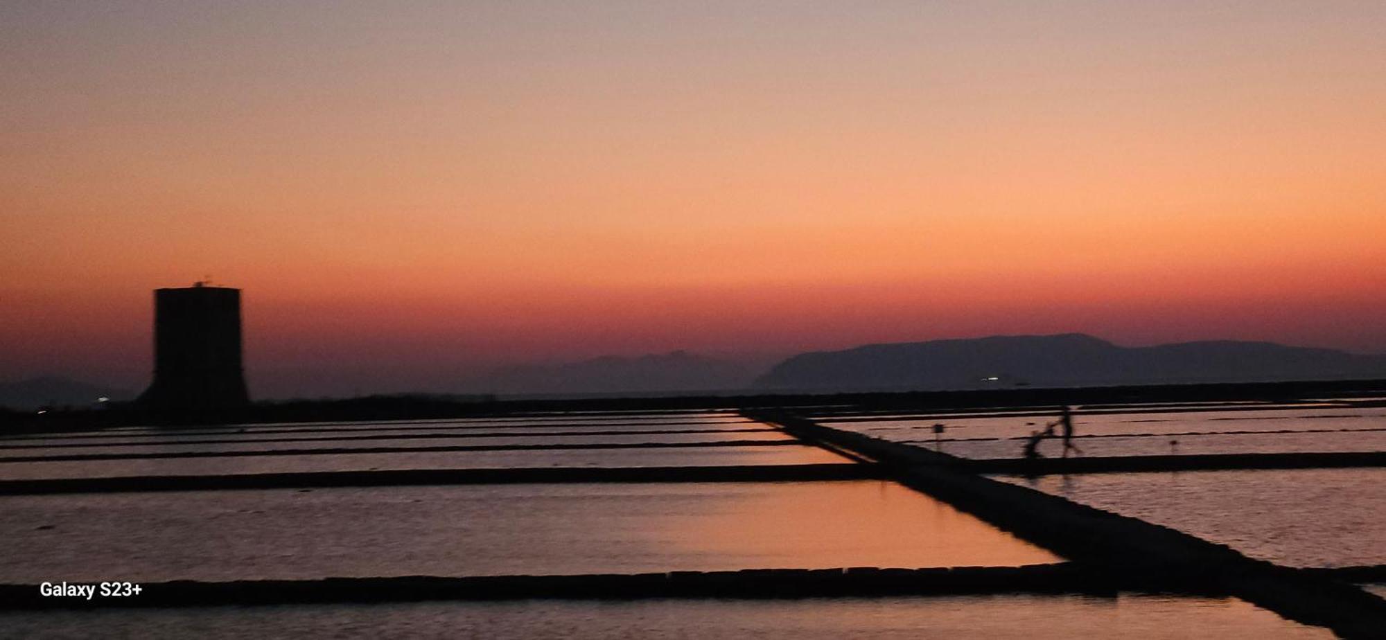 לינה וארוחת בוקר Torre Nubia Brezza Salina מראה חיצוני תמונה